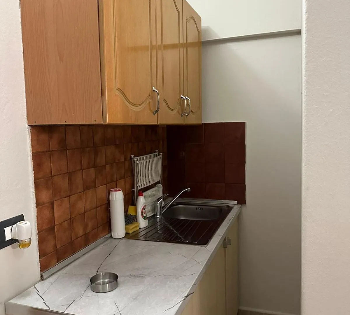 Cozy Flat In The City Center Tirana Lägenhet
